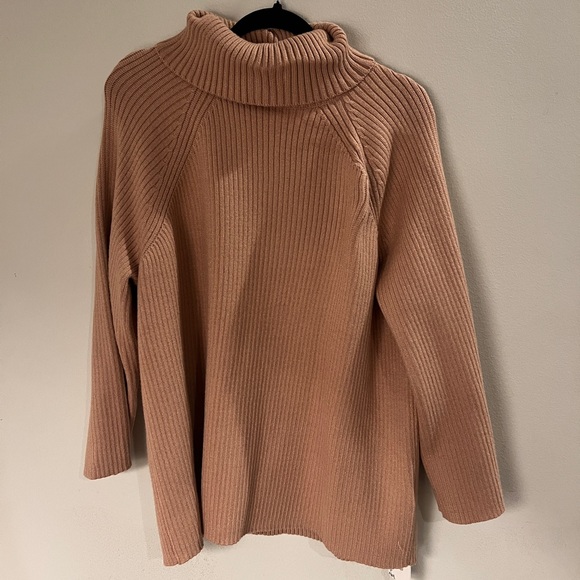 Oversized Chunky Turtleneck Knit Sweater in Brown - Picture 6 of 8